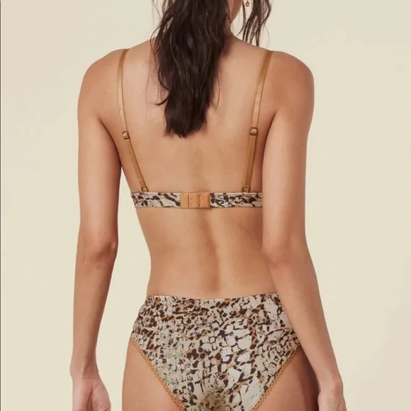 Spell 1985 Tri Bralette in Honeycomb - Picture 6 of 10